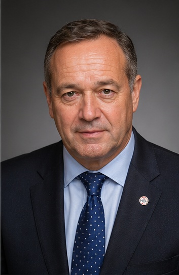 Portrait of Lord Bloggs